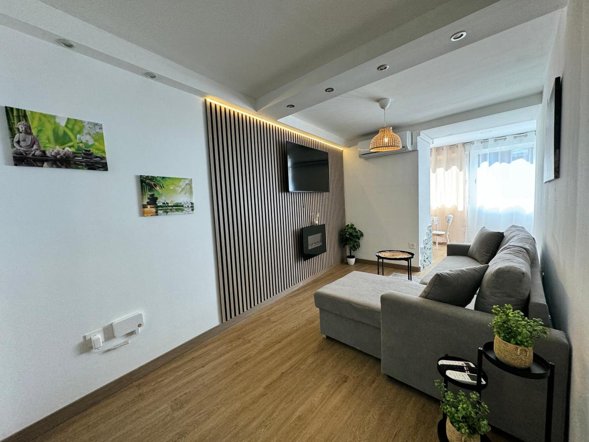El Pilar A 7 Minutos Apartment Zaragoza Bagian luar foto